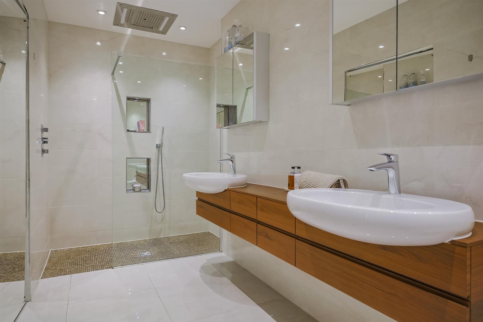 Westwinds, Langland, Swansea, SA3 4TA